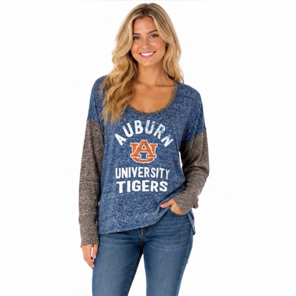 Auburn Tigers Womens Top Size Small '47 Distressed Logo Nightfall Long Sleeve